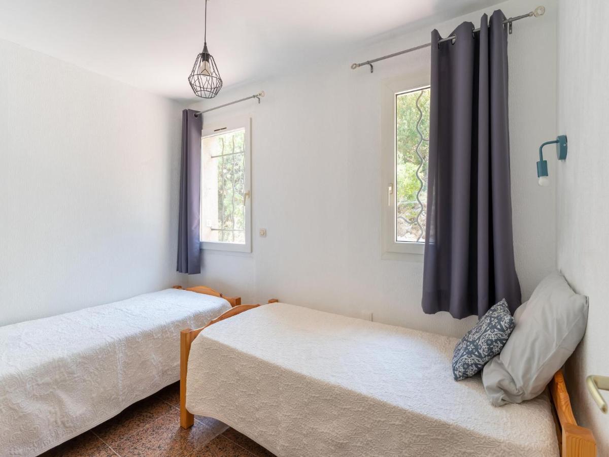 Cosy Holiday Home In Minerve With Garden Buitenkant foto