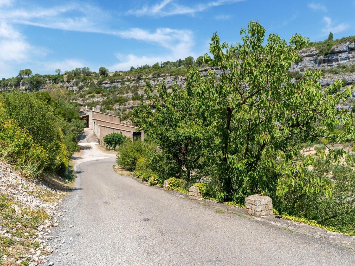 Cosy Holiday Home In Minerve With Garden Buitenkant foto
